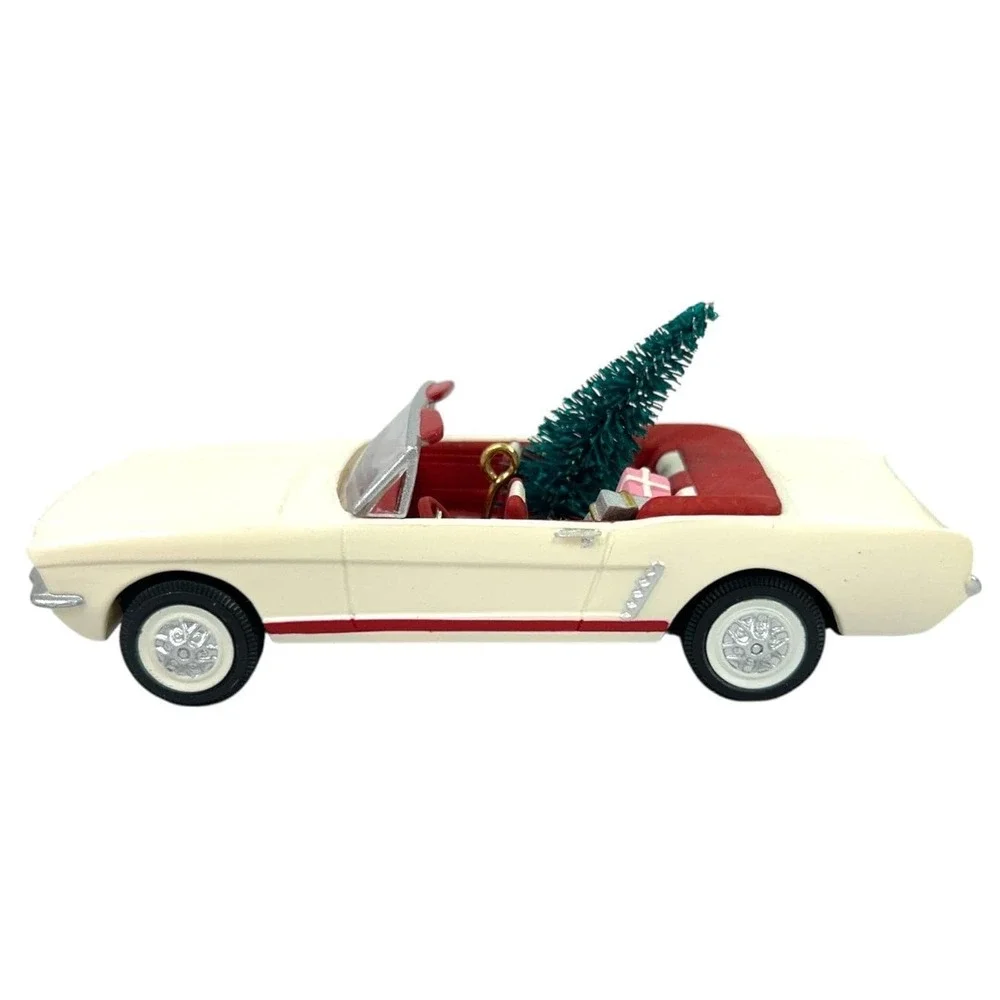 Hallmark 1966 MUSTANG Keepsake Ornament #2 Classic American Cars 1992